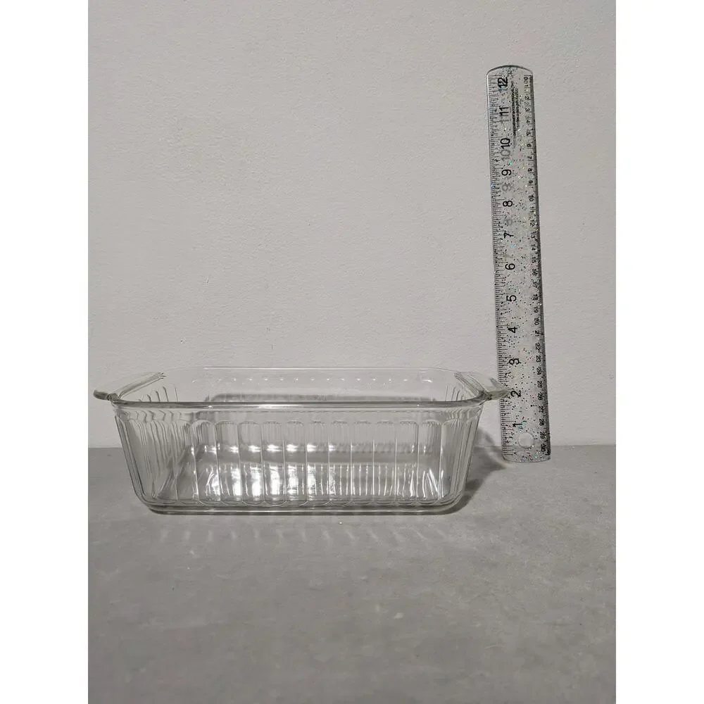 Pyrex glass ribbed